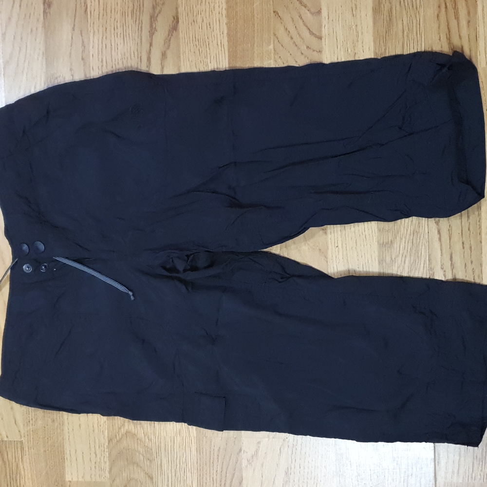 North Face black capri pants